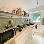 Cosy Apartment In A Great Location Of Paris!