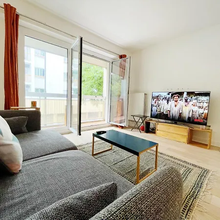 Cosy In A Great Location Of Paris! Apartment *